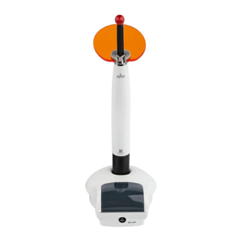 Woodpecker LED.C - компактная беспроводная светодиодная фотополимеризационная лампа, с двумя аккумуляторами